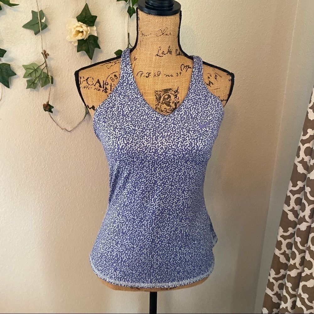 Medium Nike sleeveless dri fit purple work top